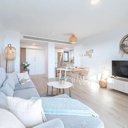 New Duplex With Sea View To Gibraltar & Africa And Walking Distance To The * Estepona