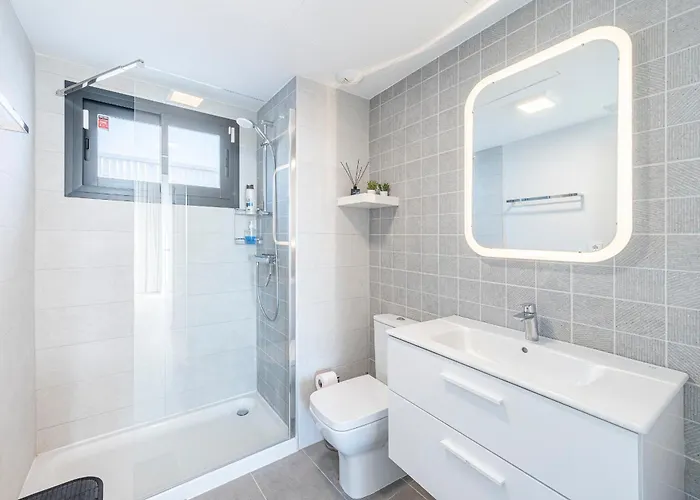 New Duplex With Sea View To Gibraltar & Africa And Walking Distance To The Estepona