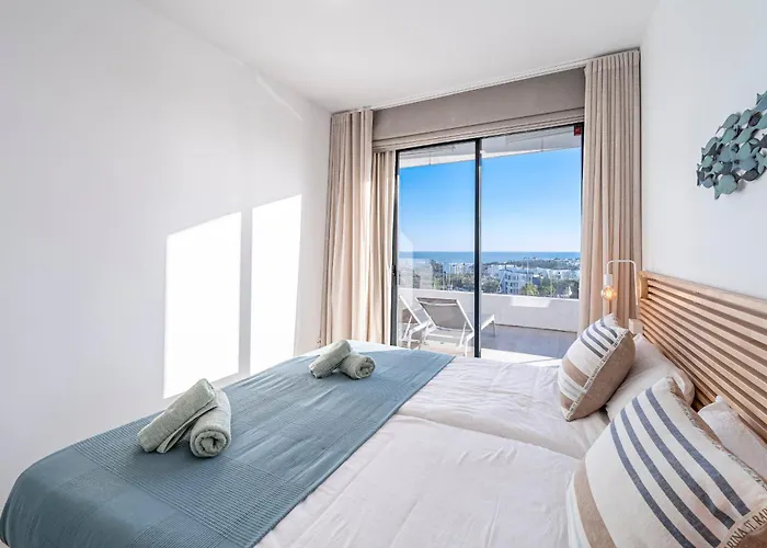 New Duplex With Sea View To Gibraltar & Africa And Walking Distance To The Apartment