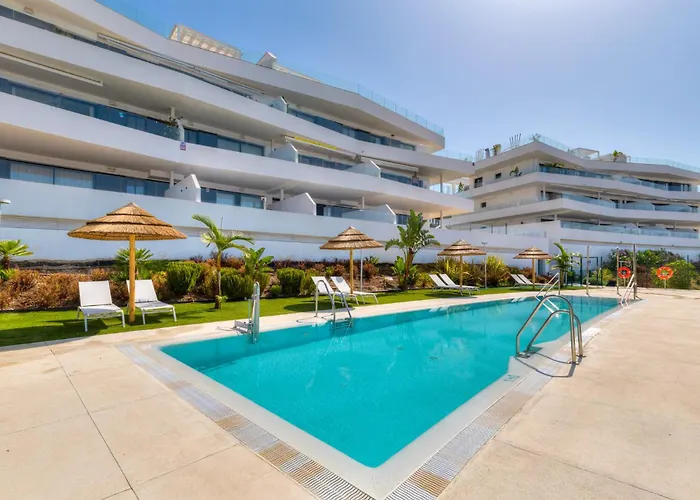 Apartment New Duplex With Sea View To Gibraltar & Africa And Walking Distance To The Estepona