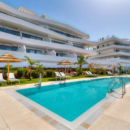 Appartement New Duplex With Sea View To Gibraltar & Africa And Walking Distance To The Estepona