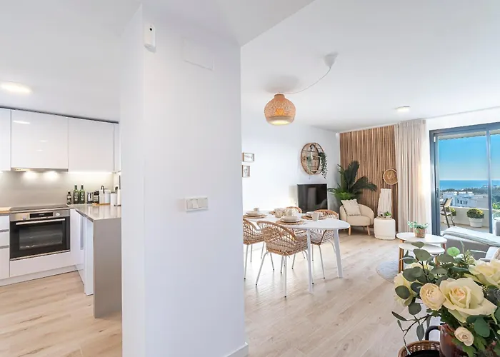 New Duplex With Sea View To Gibraltar & Africa And Walking Distance To The Estepona